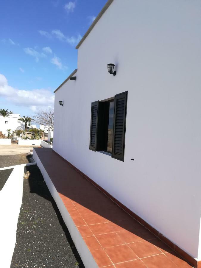 Vivienda Vacacional La Canada Tinajo Εξωτερικό φωτογραφία